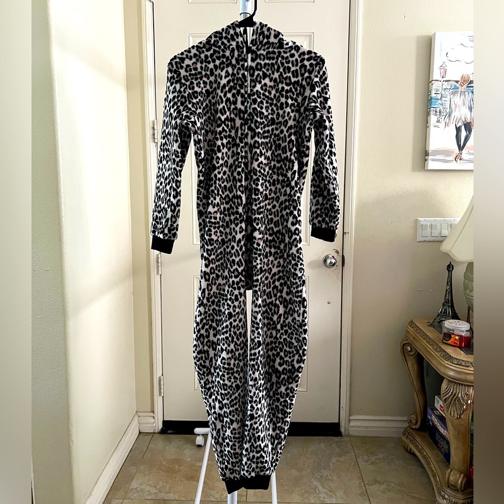 The Children’s Place Animal Print Hooded Sleepwear/Jumpsuit